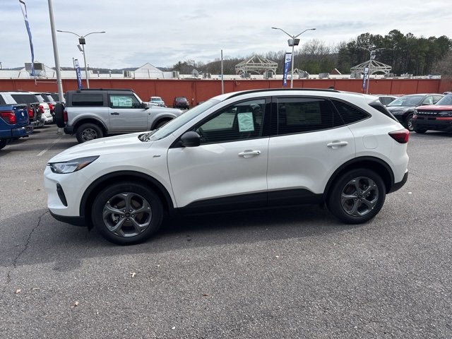 New 2025 Ford Escape ST-Line w/ Equipment Group 301A image 6