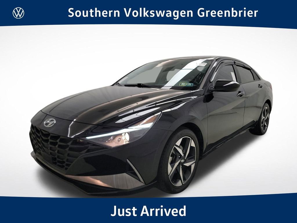 Used 2023 Hyundai Elantra SEL w/ Convenience Package