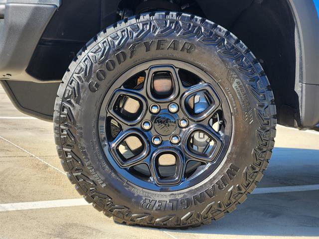 Used 2025 Chevrolet Silverado 1500 ZR2 w/ ZR2 Bison Edition image 7