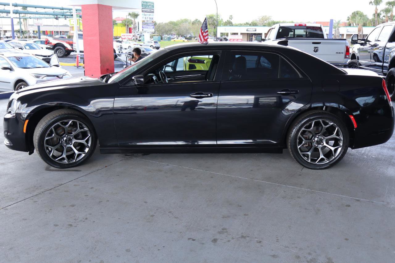 Used 2018 Chrysler 300 S w/ Beats Audio Group RWD image 8