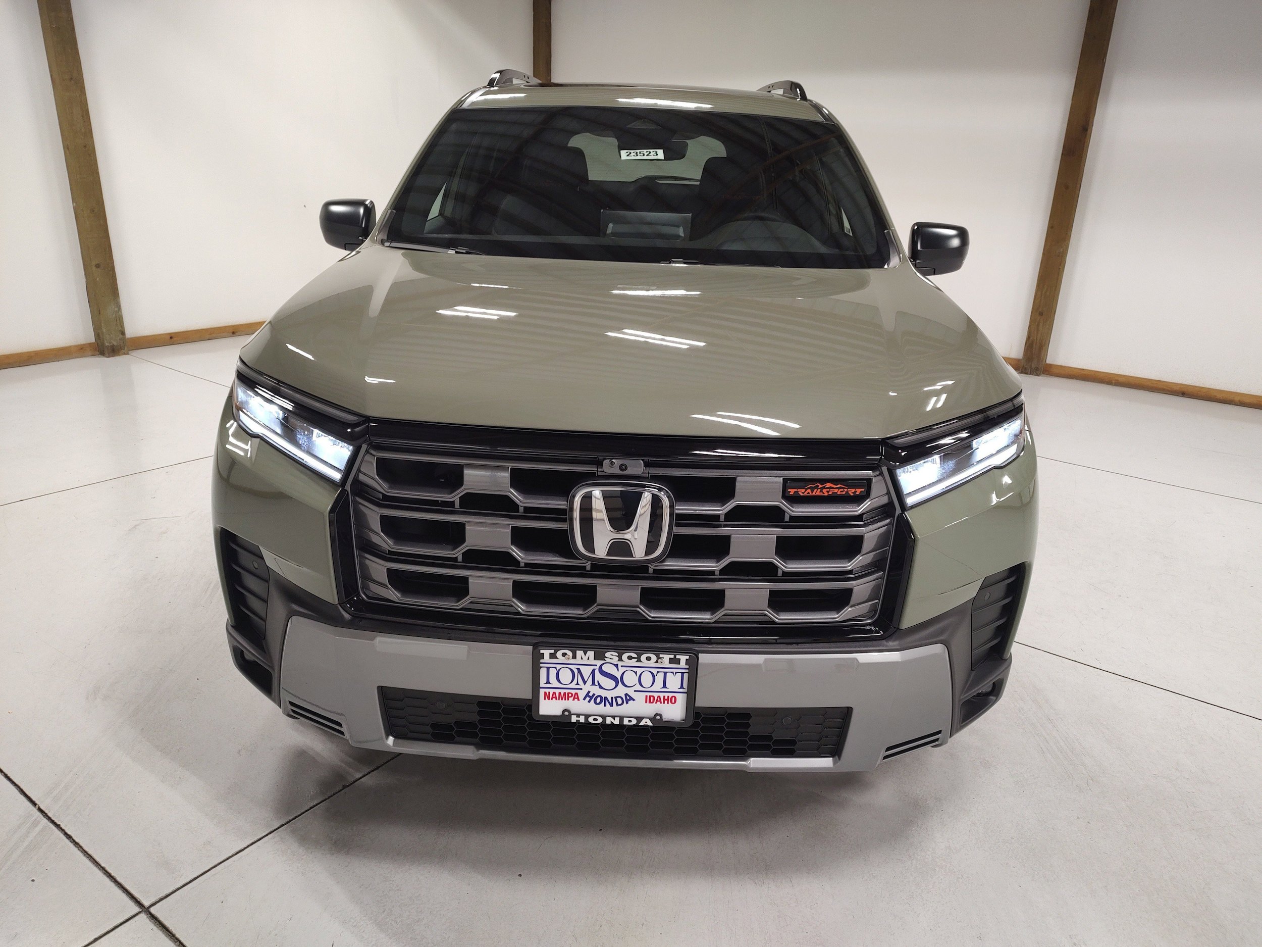 New 2026 Honda Pilot TrailSport image 3