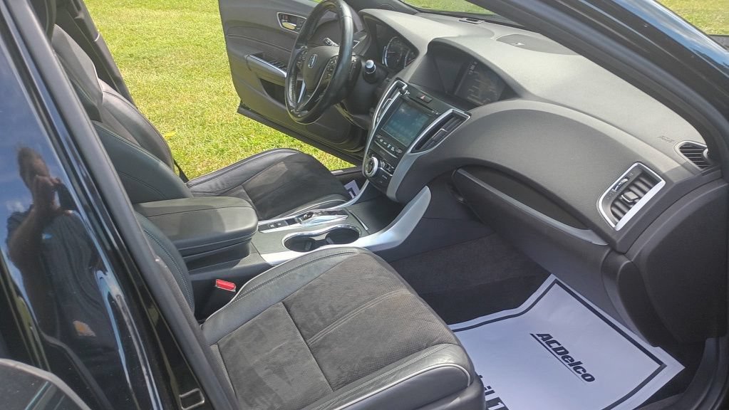 Used 2019 Acura TLX V6 w/ Technology & A-SPEC Pkg FWD image 12