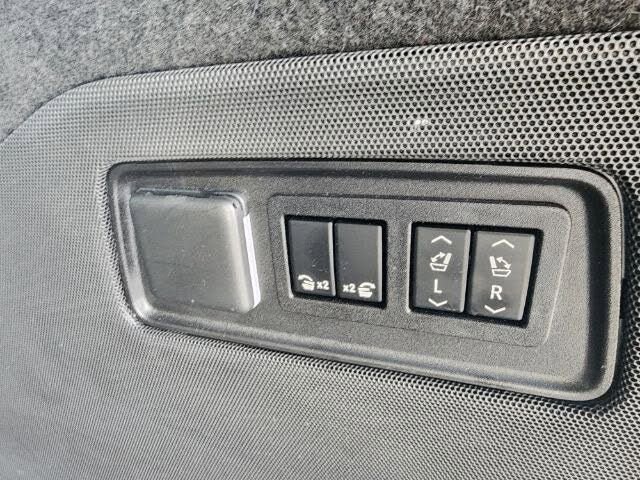 Used 2022 Cadillac Escalade Sport w/ Touring Package image 58