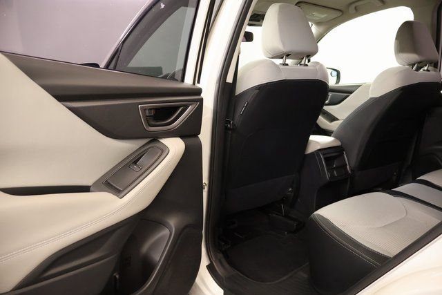 Used 2022 Subaru Forester Base image 26