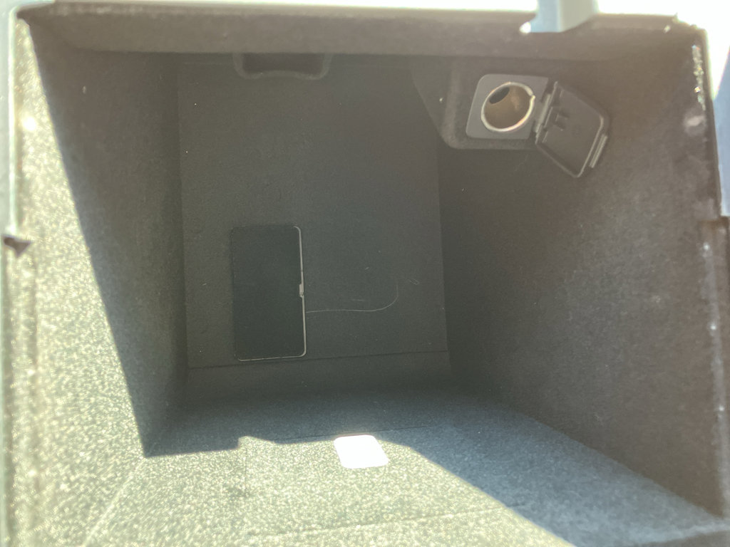 Used 2015 Ford F150 Lariat w/ Equipment Group 502A Luxury image 23