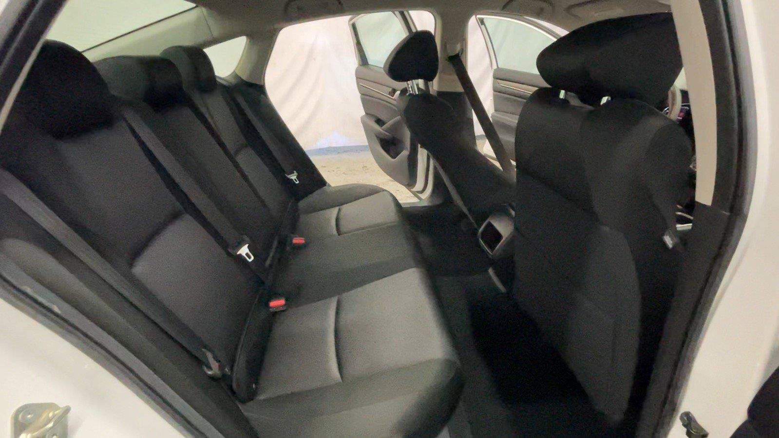 Used 2019 Honda Accord LX image 27