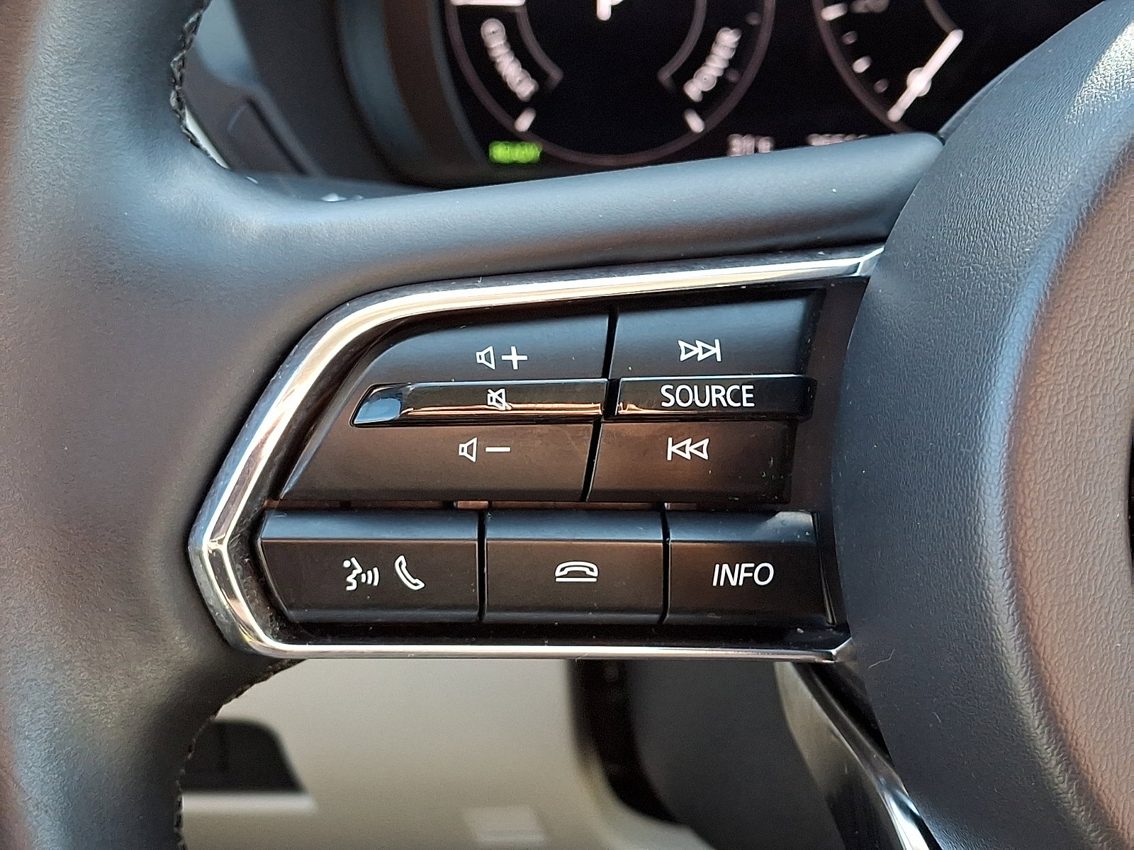 Certified 2024 MAZDA CX-90 Plug-In Hybrid w/ Premium Plus image 22