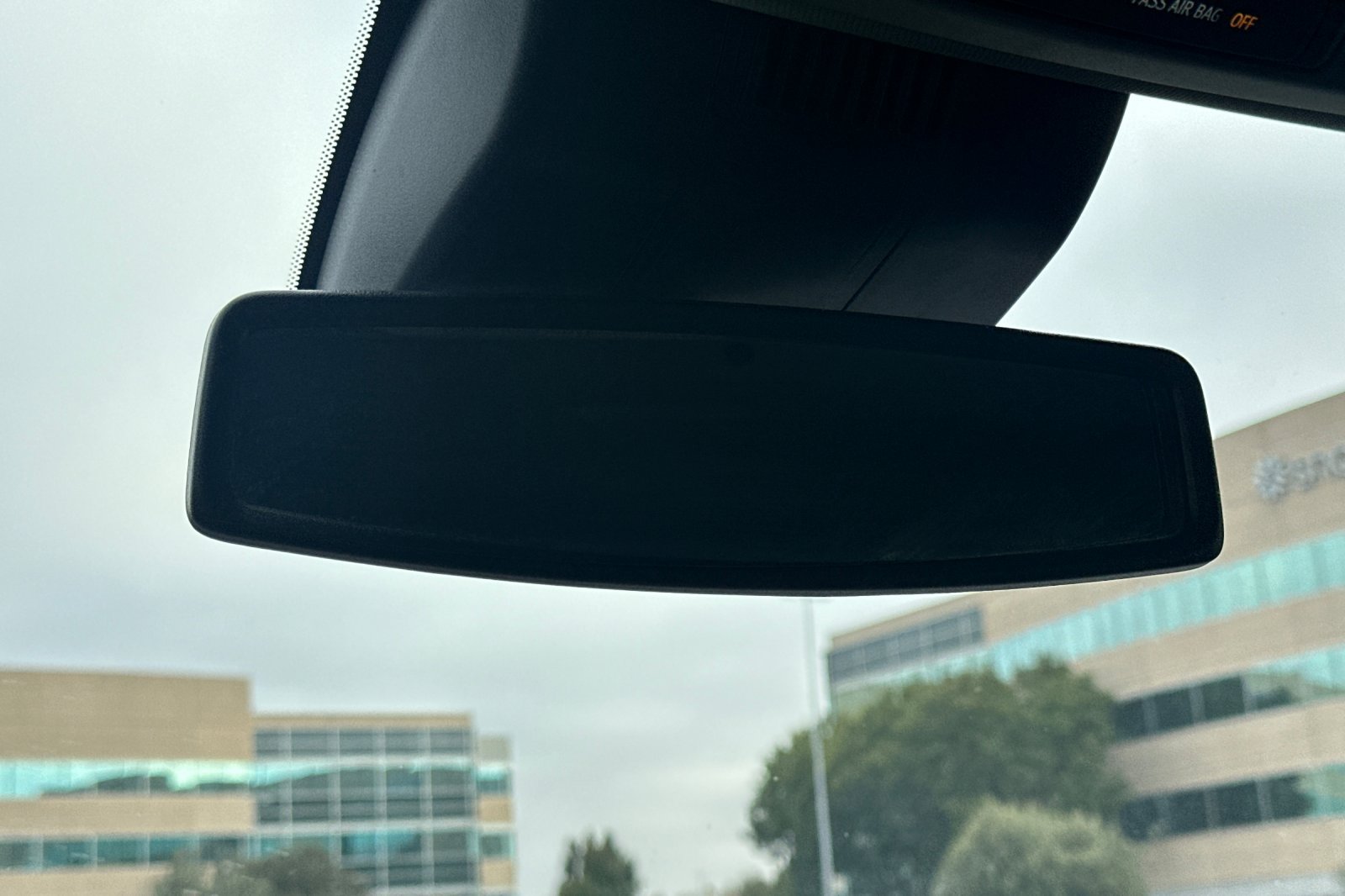 Used 2025 GMC Sierra 1500 SLT AWD/4WD image 24