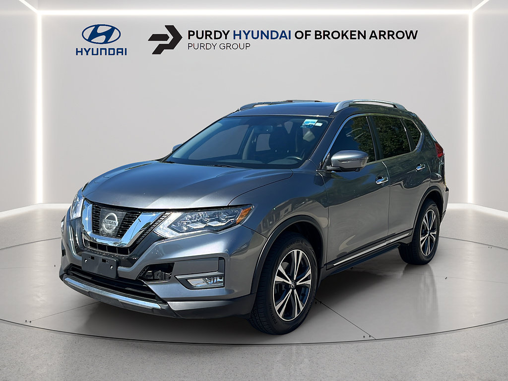 Used 2017 Nissan Rogue SL w/ SL Premium Package AWD/4WD image 2