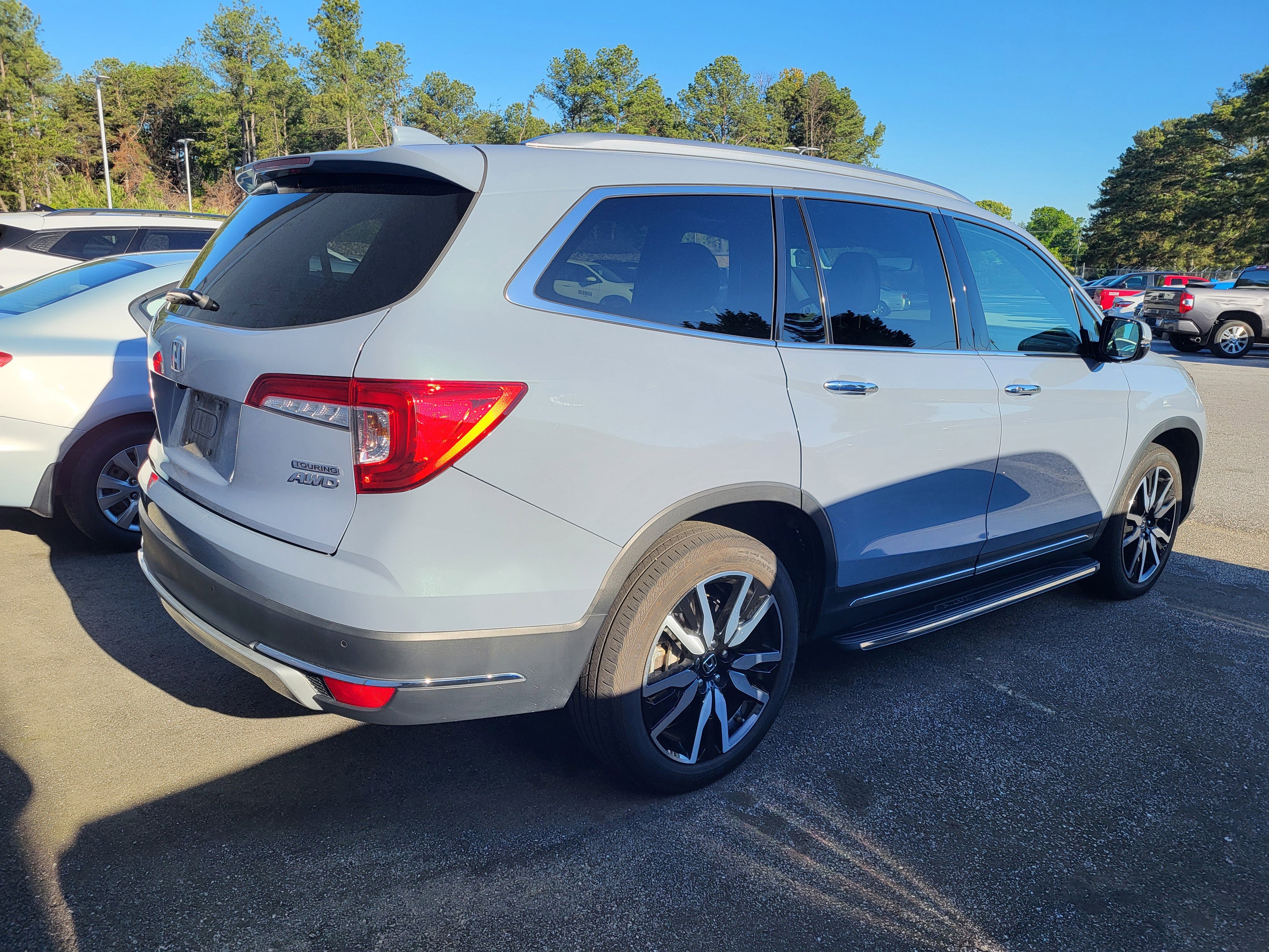 Used 2022 Honda Pilot Touring image 4