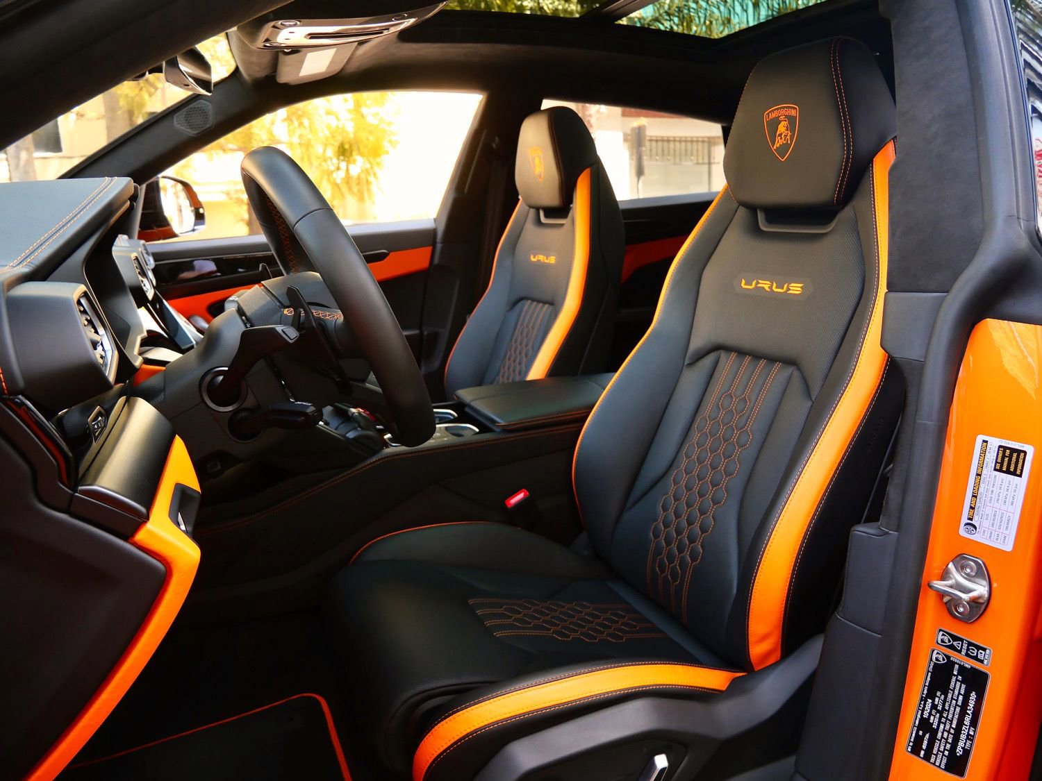 Used 2024 Lamborghini Urus S AWD/4WD image 19