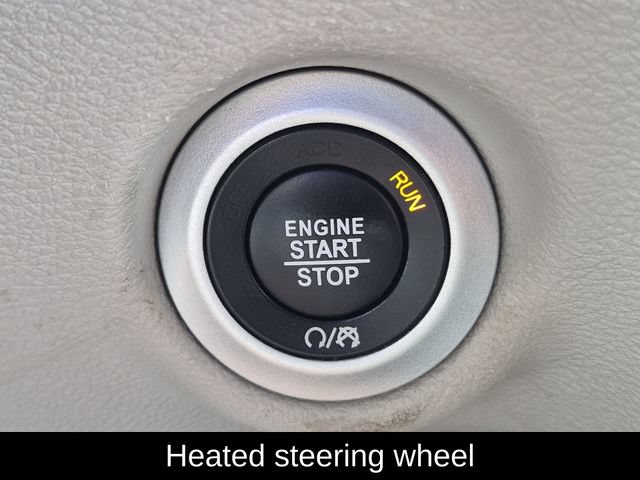 Used 2022 Chrysler Pacifica Touring-L FWD image 17