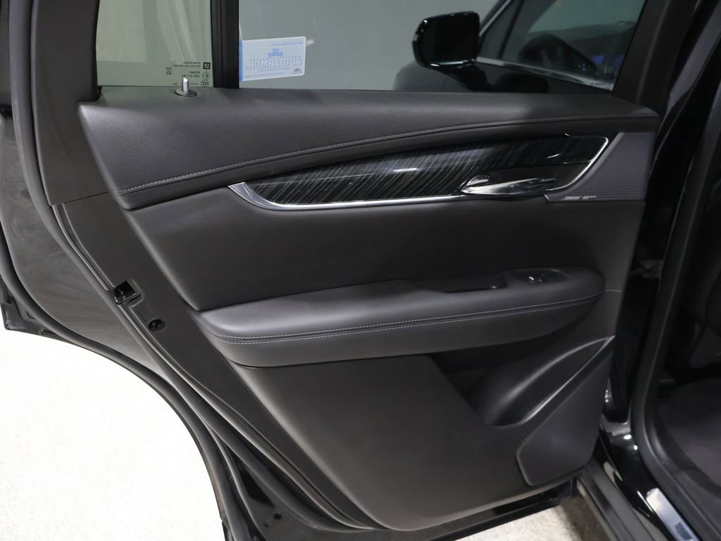 Used 2021 Cadillac XT6 Premium Luxury image 20