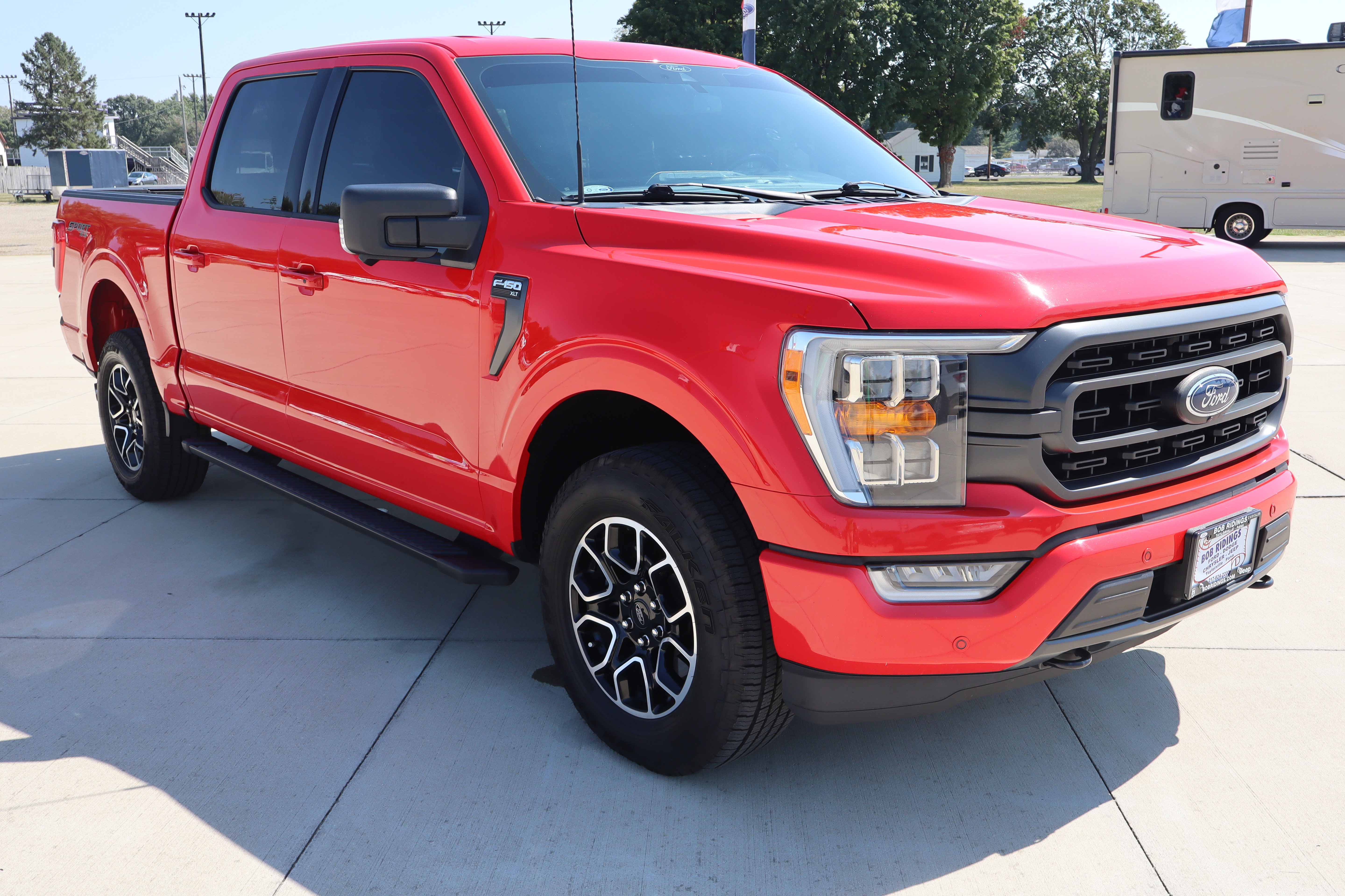 Used 2021 Ford F150 XLT w/ Equipment Group 302A High AWD/4WD image 3