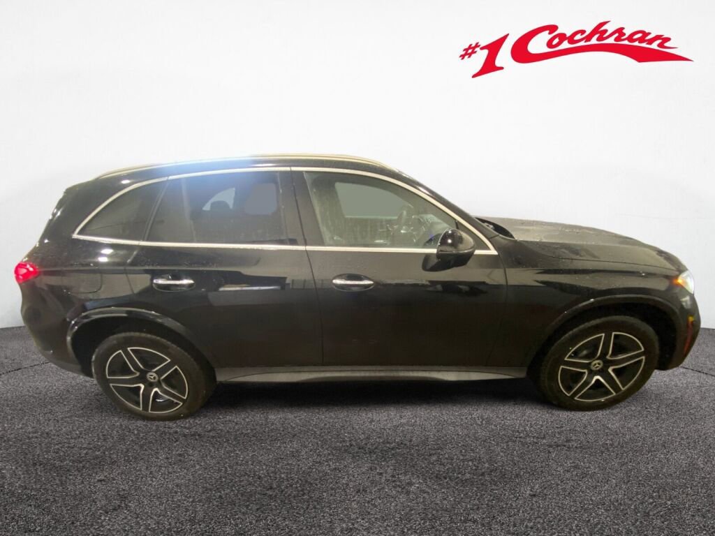 New 2026 Mercedes-Benz GLC 300 GLC 300 image 8