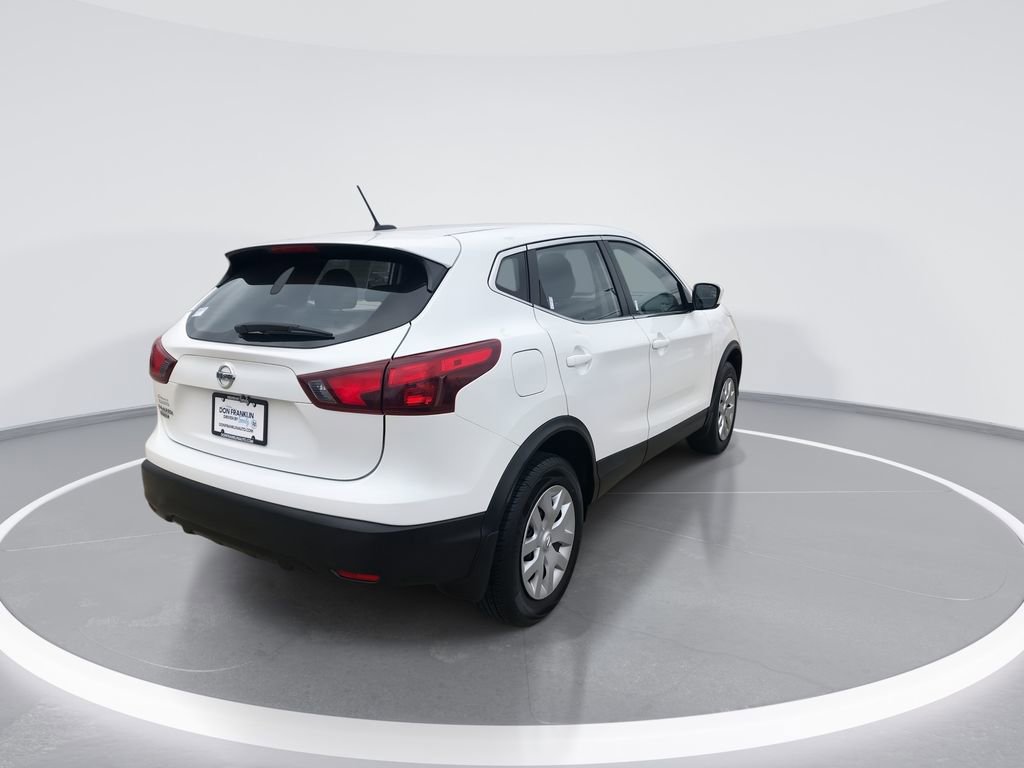 Used 2019 Nissan Rogue Sport S image 8