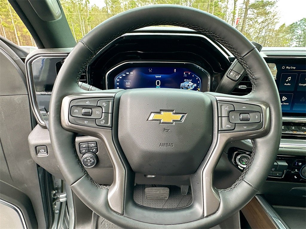 Used 2024 Chevrolet Silverado 3500 High Country w/ High Country Premium Package image 18