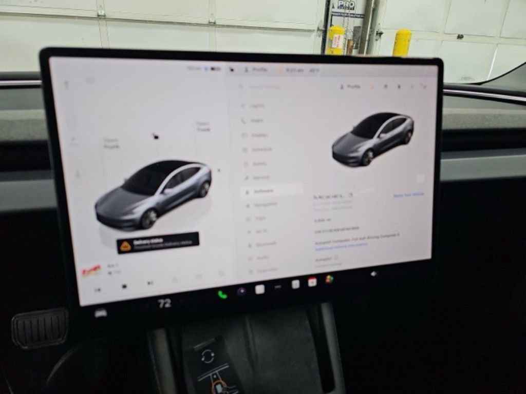 Used 2025 Tesla Model 3 Long Range image 11