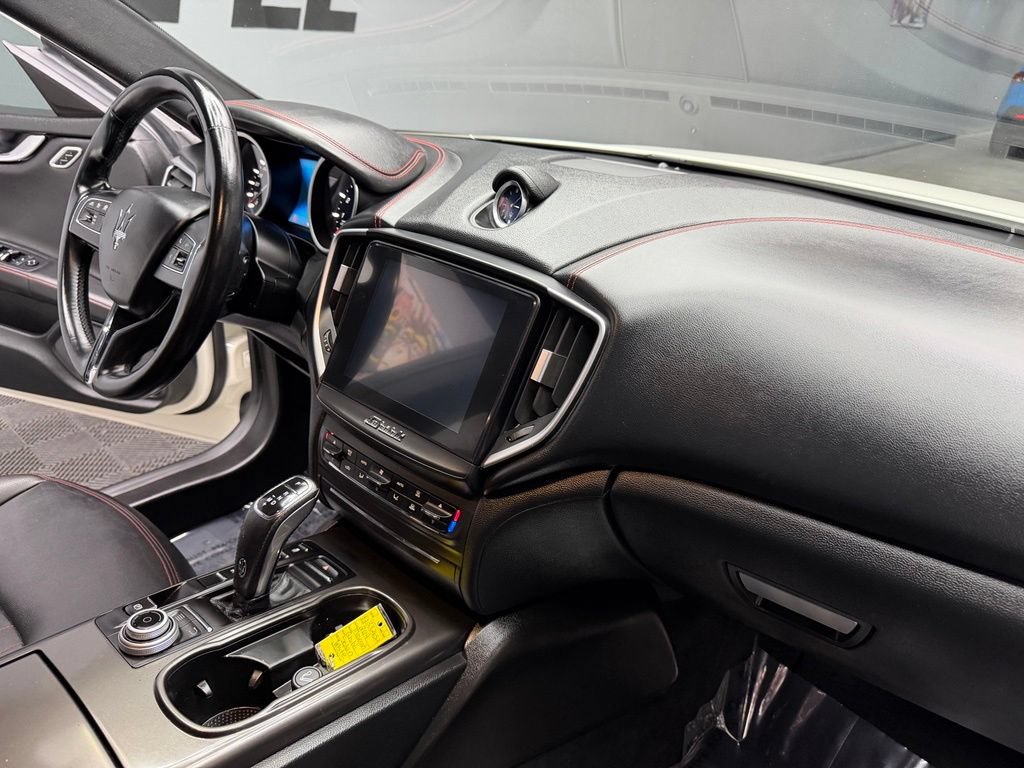 Used 2019 Maserati Ghibli S RWD image 49