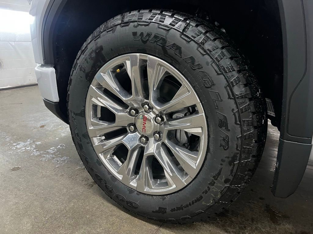 New 2026 GMC Sierra 1500 Denali image 13
