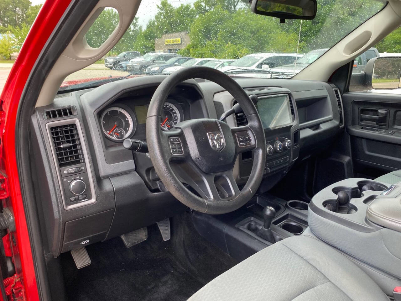Used 2013 RAM 2500 Tradesman w/ Chrome Appearance Group image 11