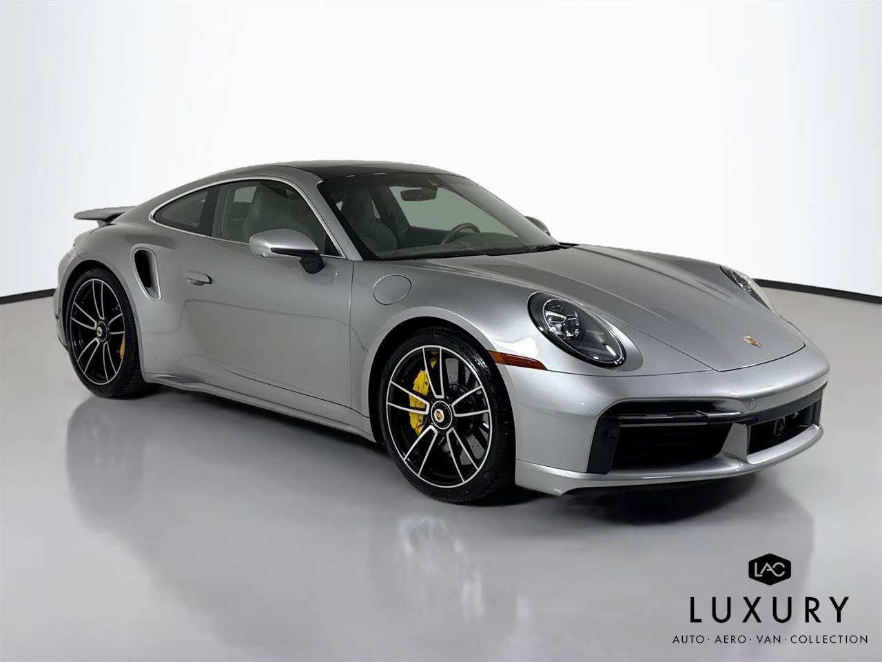 Used 2021 Porsche 911 Turbo S AWD/4WD image 3