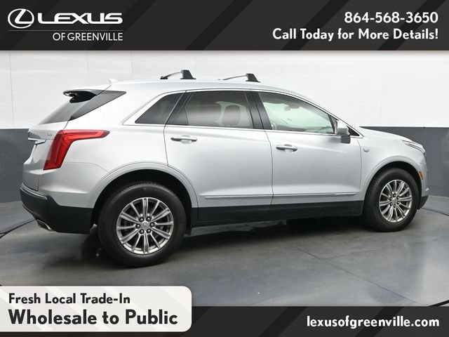 Used 2017 Cadillac XT5 Luxury w/ Driver Awareness Package FWD image 8