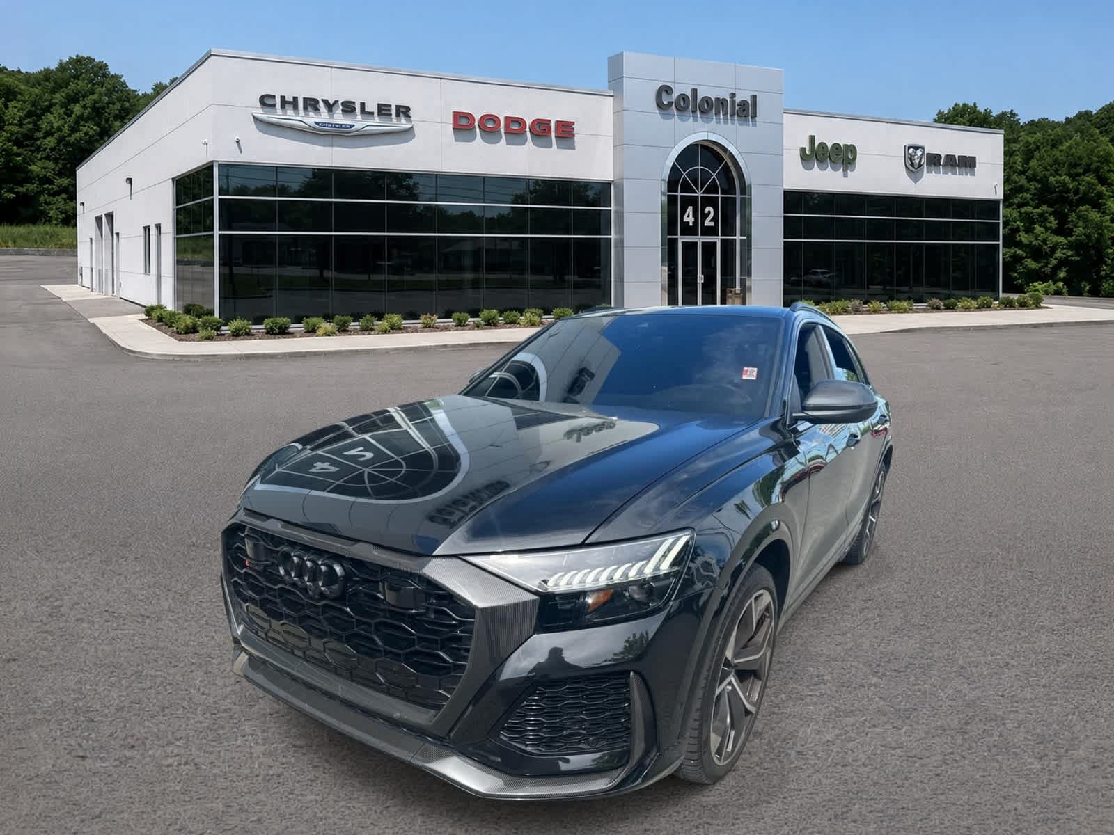 Used 2023 Audi RS Q8 w/ Black Optic Package AWD/4WD image 2