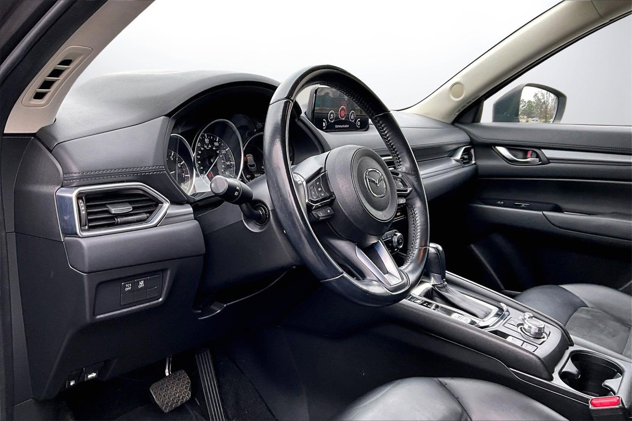 Used 2018 MAZDA CX-5 Touring image 17