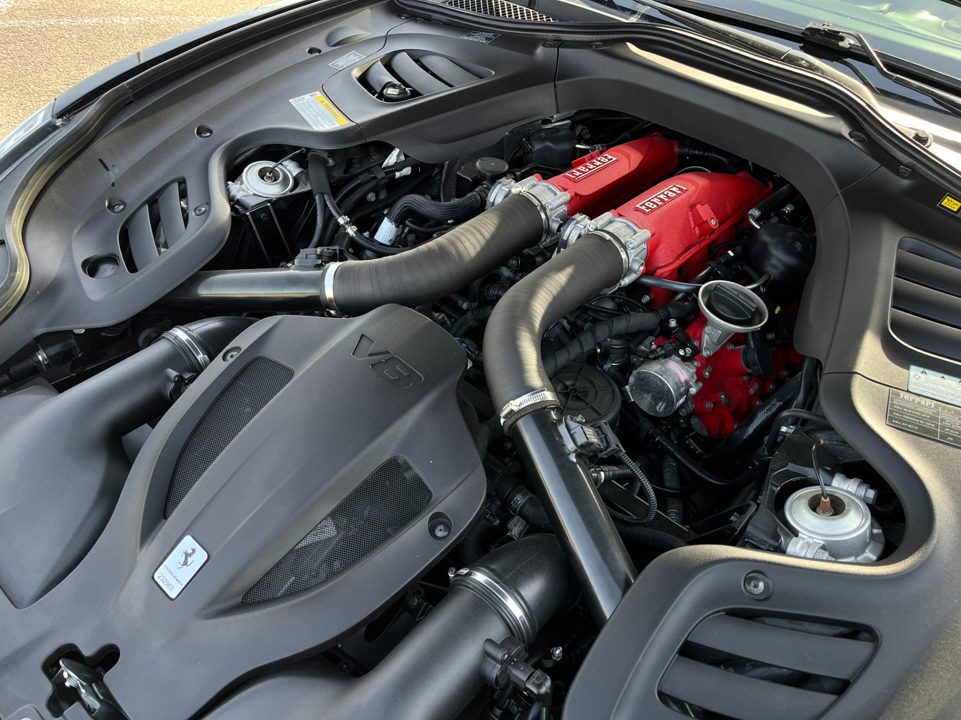 Used 2018 Ferrari GTC4Lusso T image 56