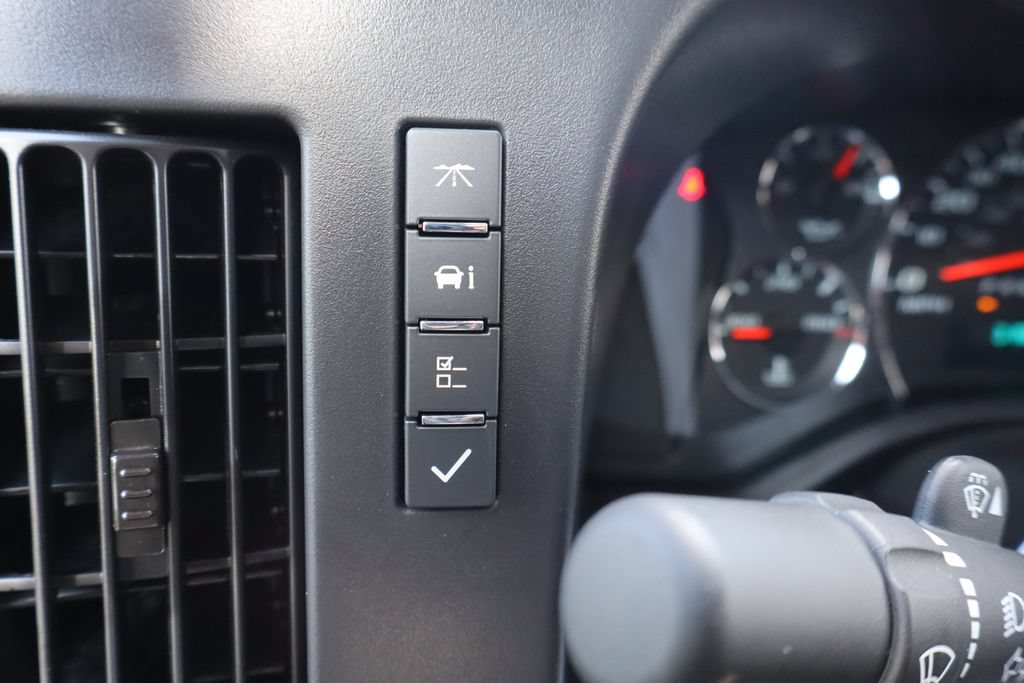 New 2026 Chevrolet Express 2500 w/ Driver Convenience Package RWD image 18