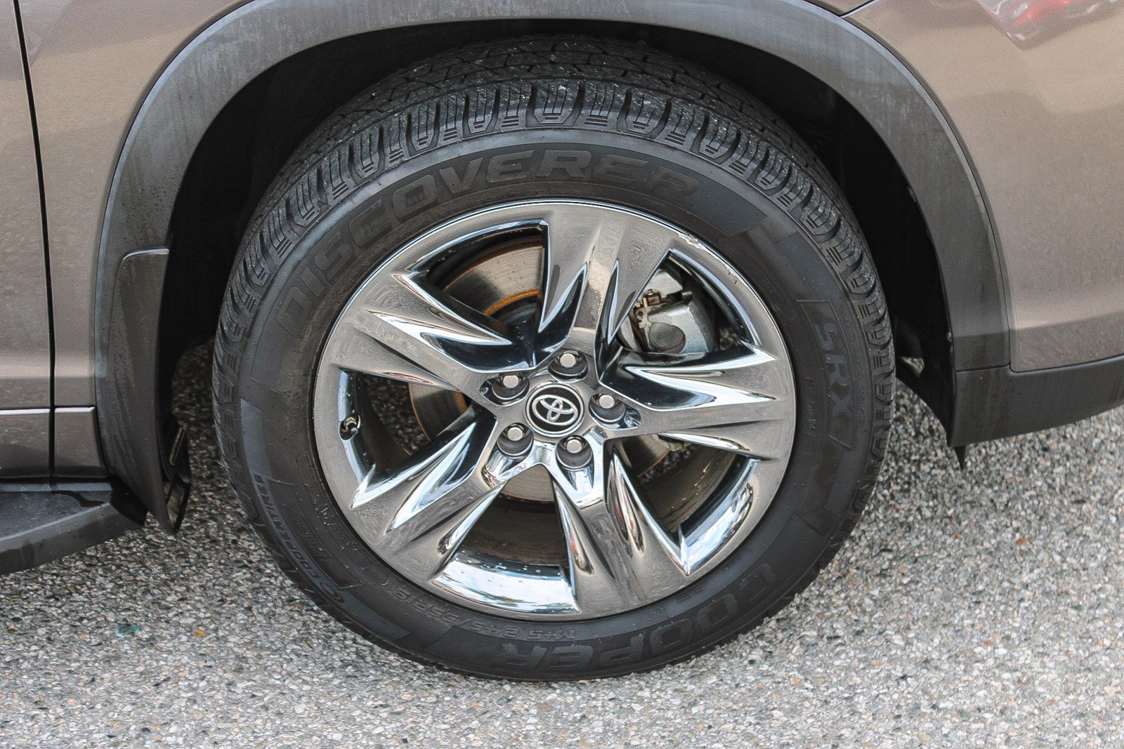 Used 2019 Toyota Highlander Limited Platinum image 11