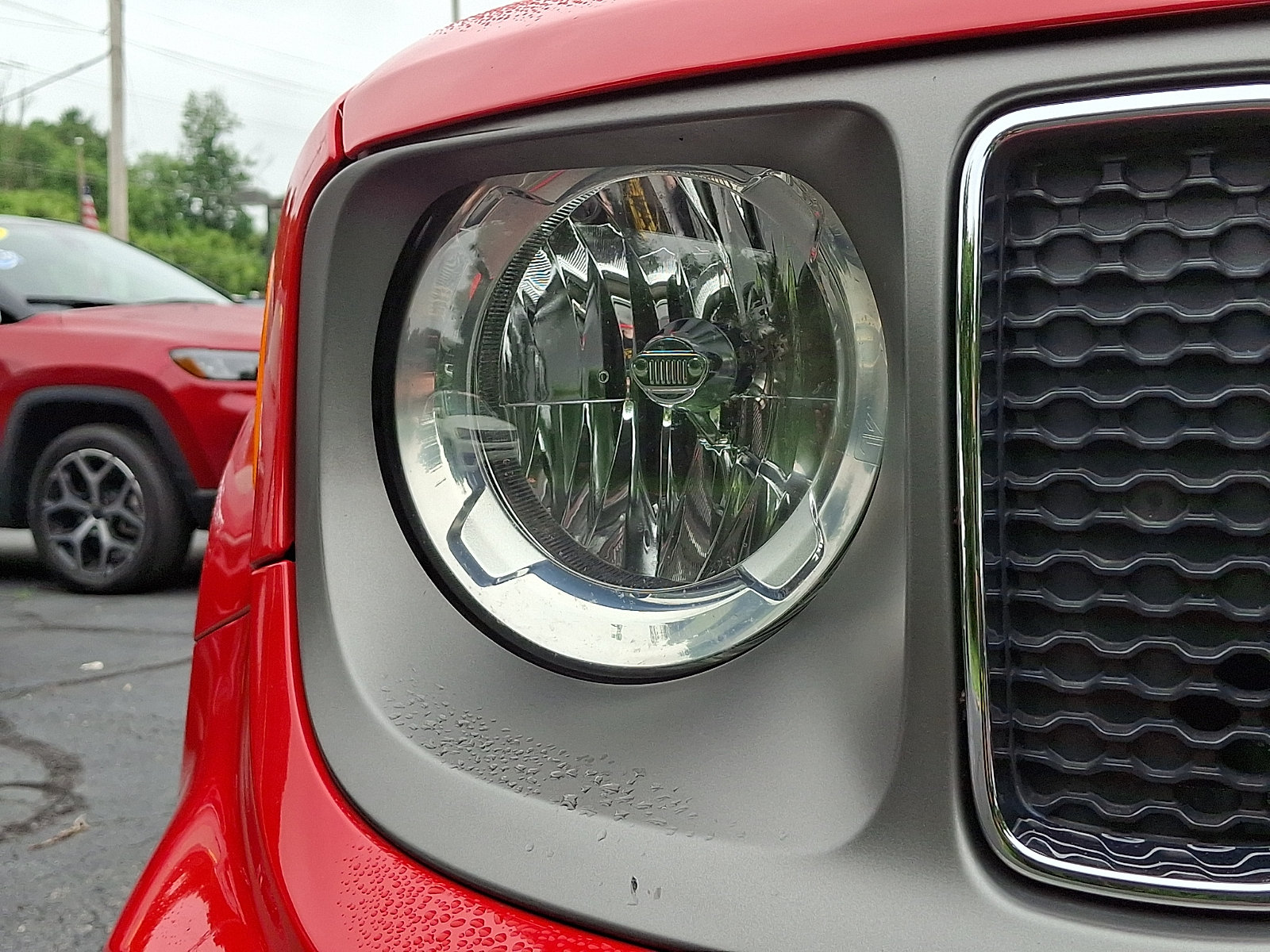 Certified 2019 Jeep Renegade Limited w/ UConnect 8.4 Nav Group AWD/4WD image 9