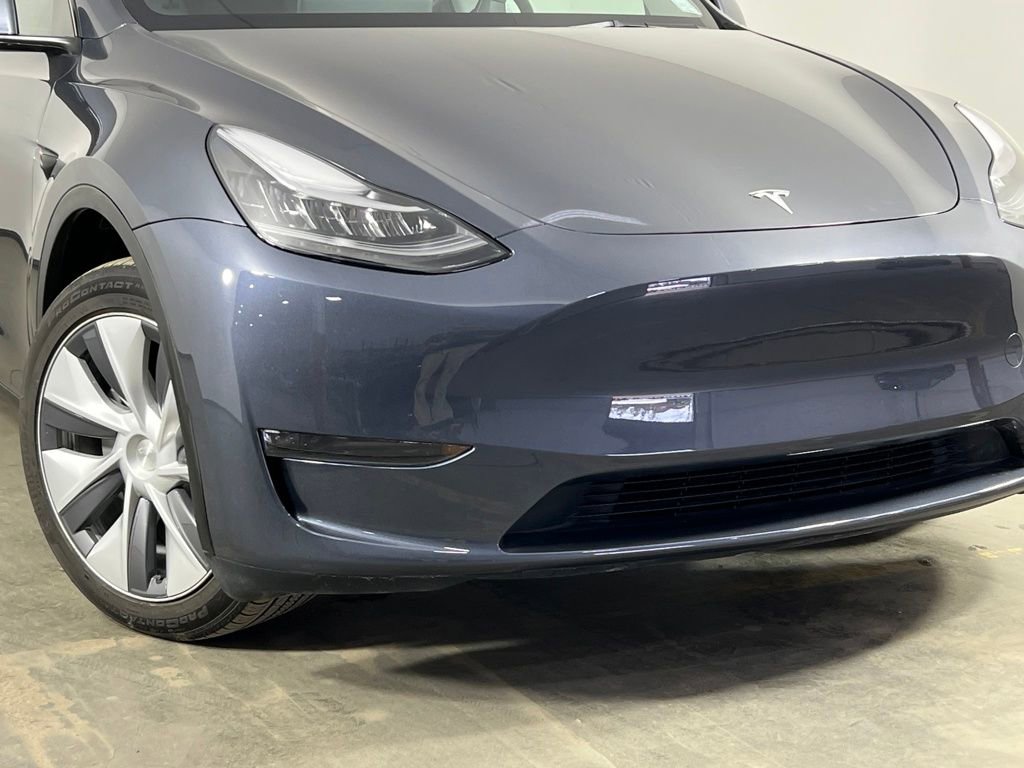 Used 2023 Tesla Model Y Long Range image 40