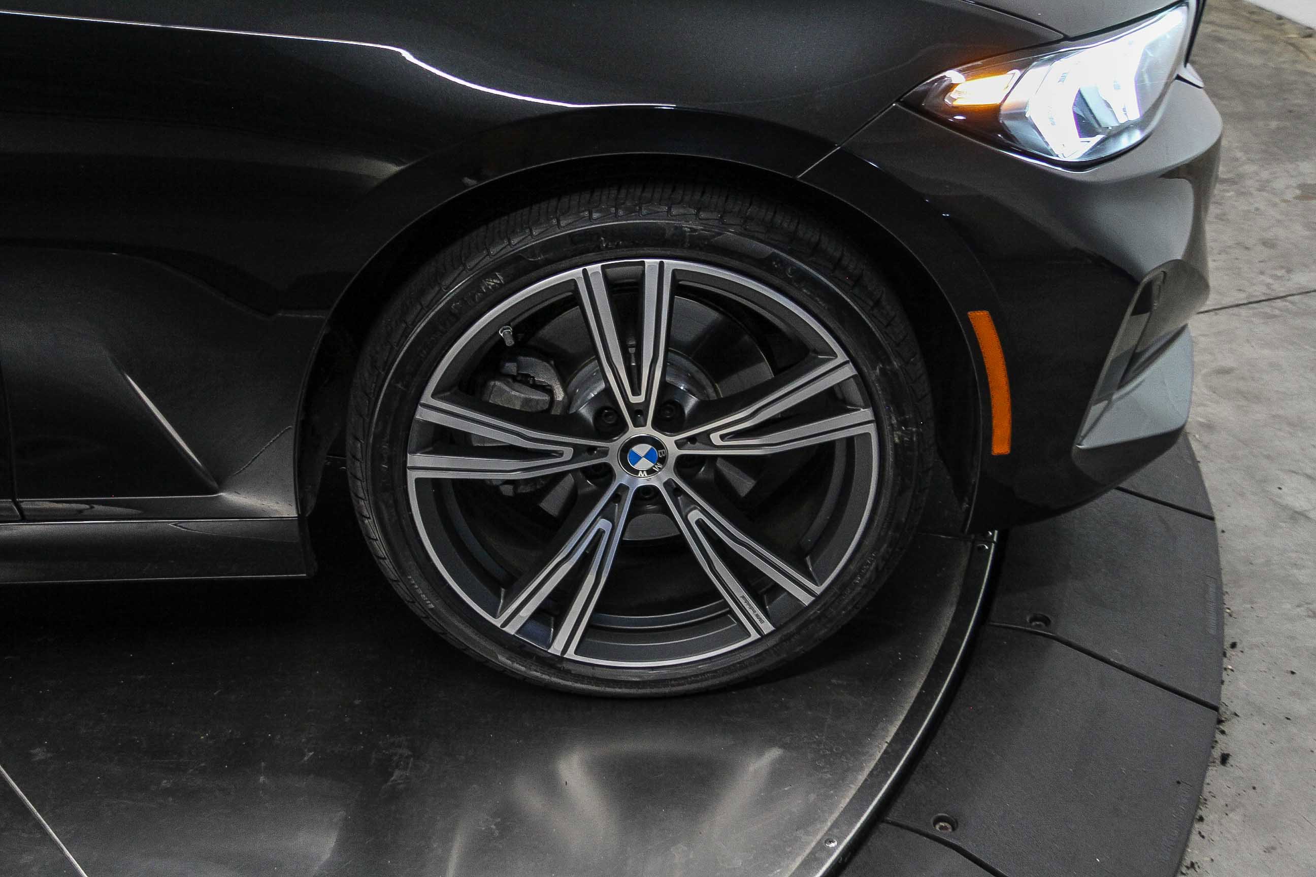 Used 2024 BMW 330i Sedan w/ Convenience Package image 9