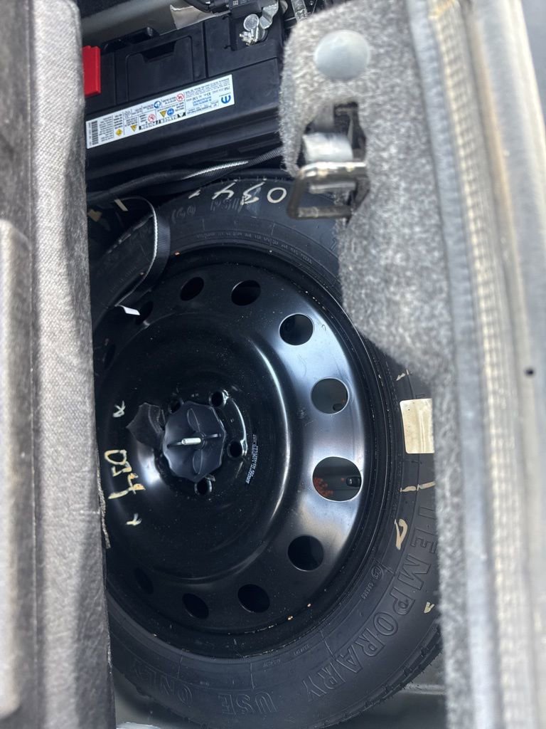 Used 2022 Dodge Challenger GT image 39