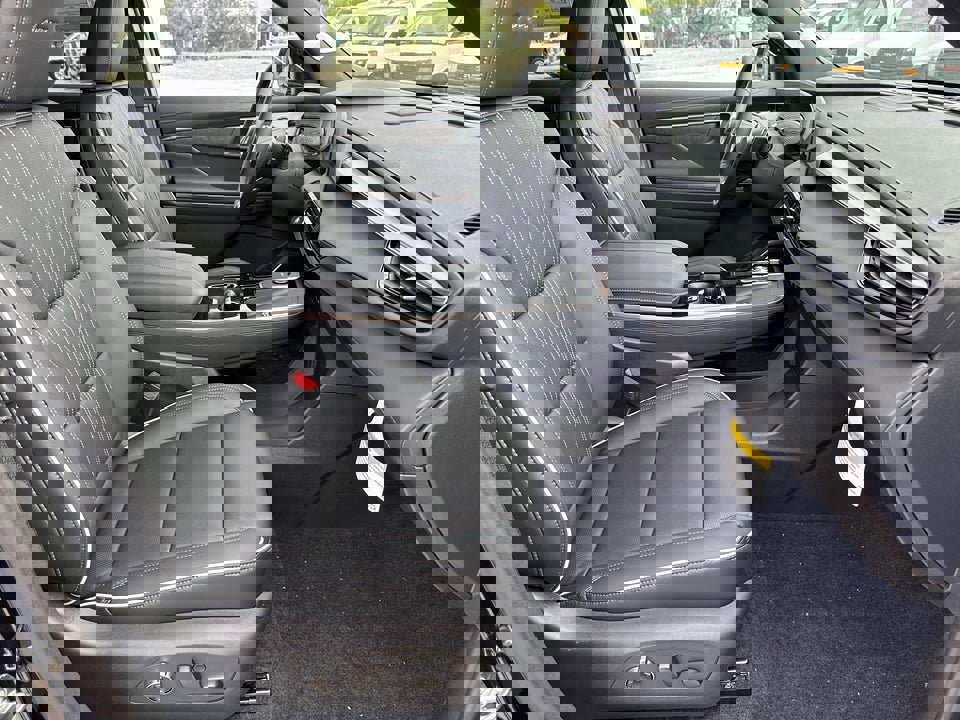 Used 2026 Buick Enclave Avenir w/ Super Cruise Package image 17