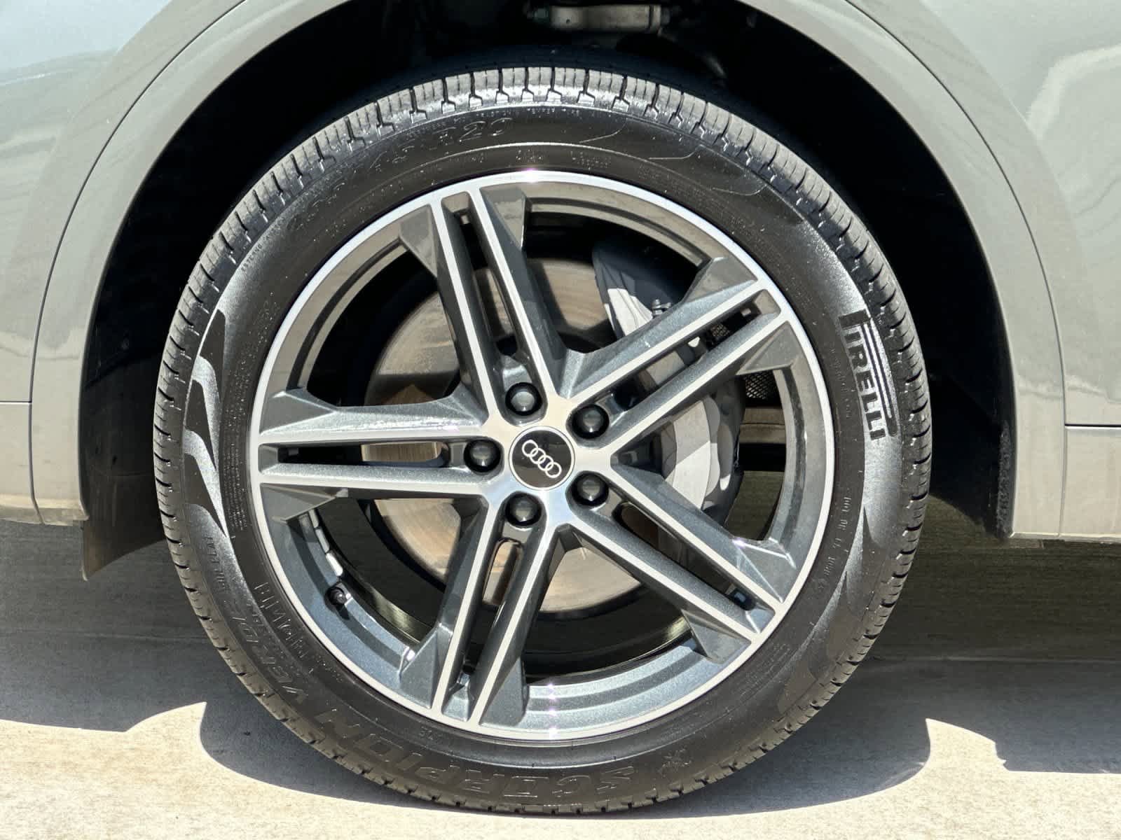 Used 2023 Audi Q5 e Premium w/ Convenience Package AWD/4WD image 26