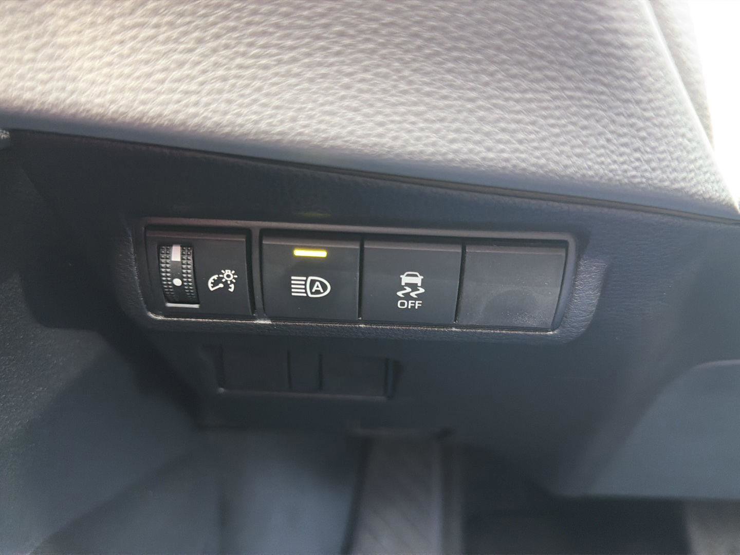 Certified 2026 Toyota Corolla Cross L image 19