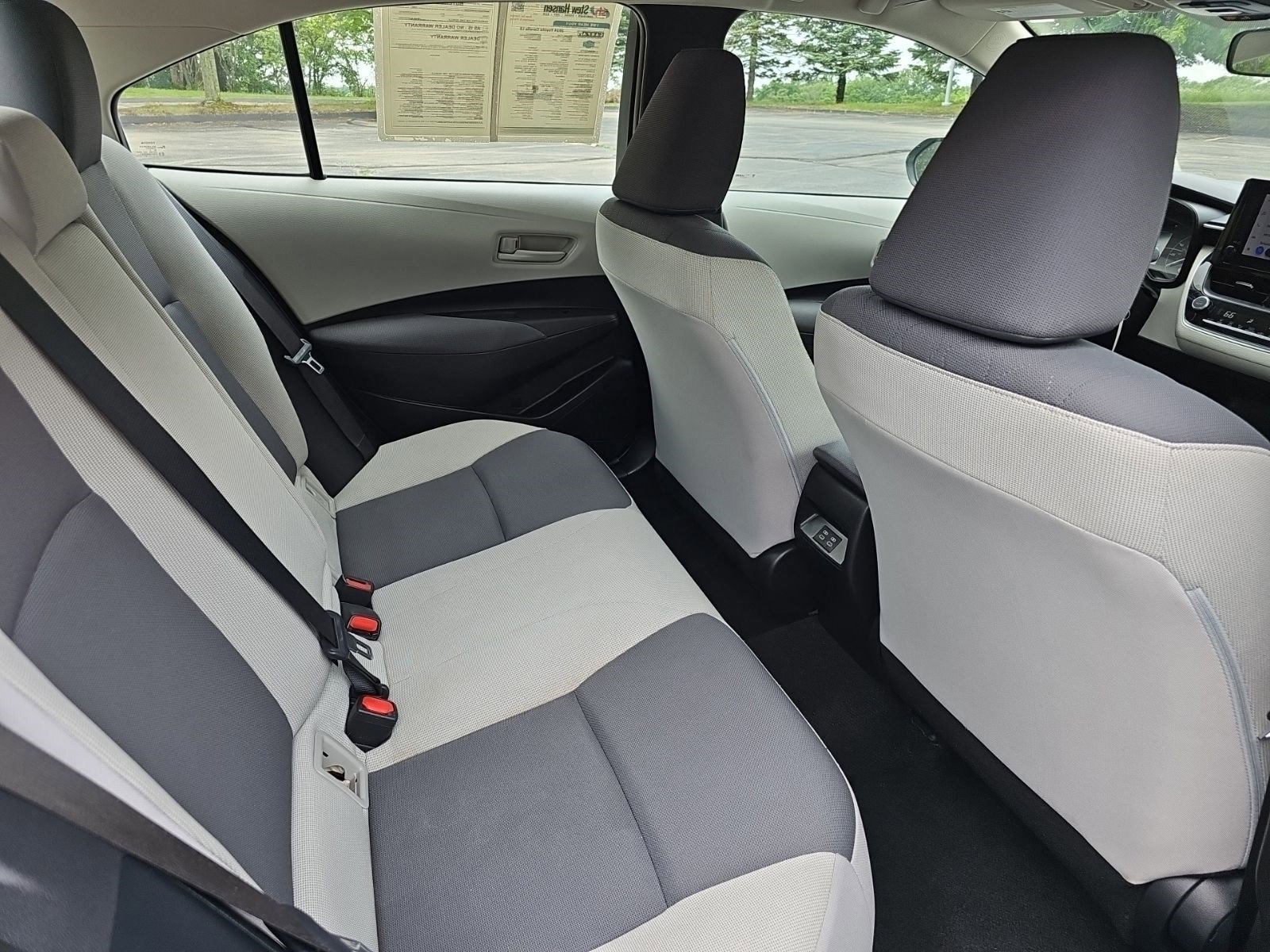 Used 2024 Toyota Corolla LE FWD image 14