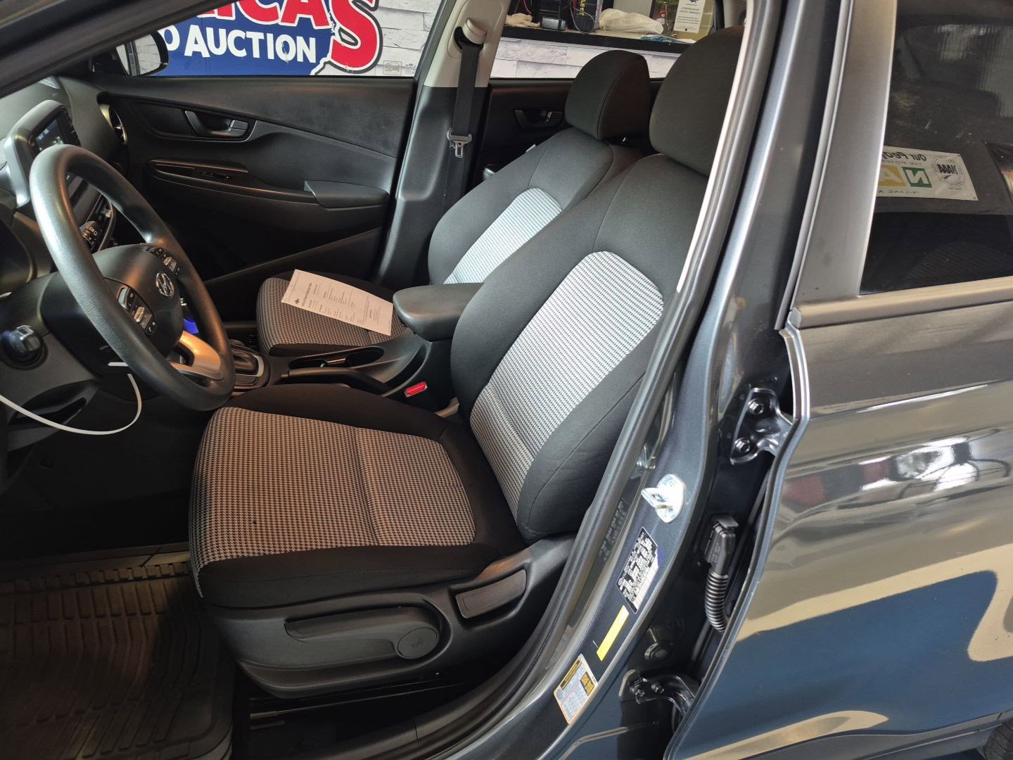 Used 2021 Hyundai Kona SE w/ Cargo Package FWD image 10