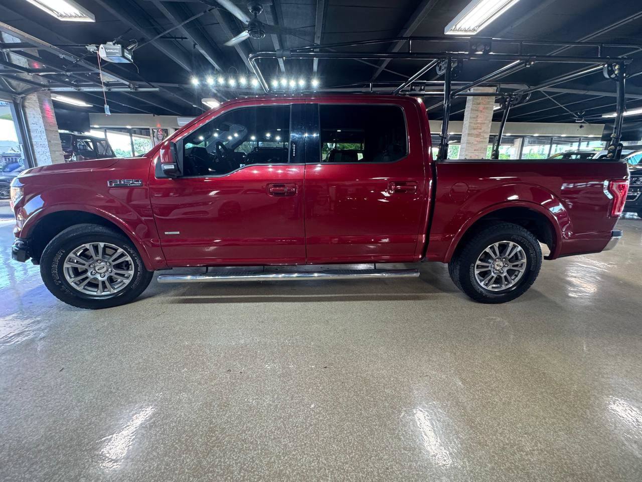 Used 2015 Ford F150 Lariat w/ Trailer Tow Package RWD image 4
