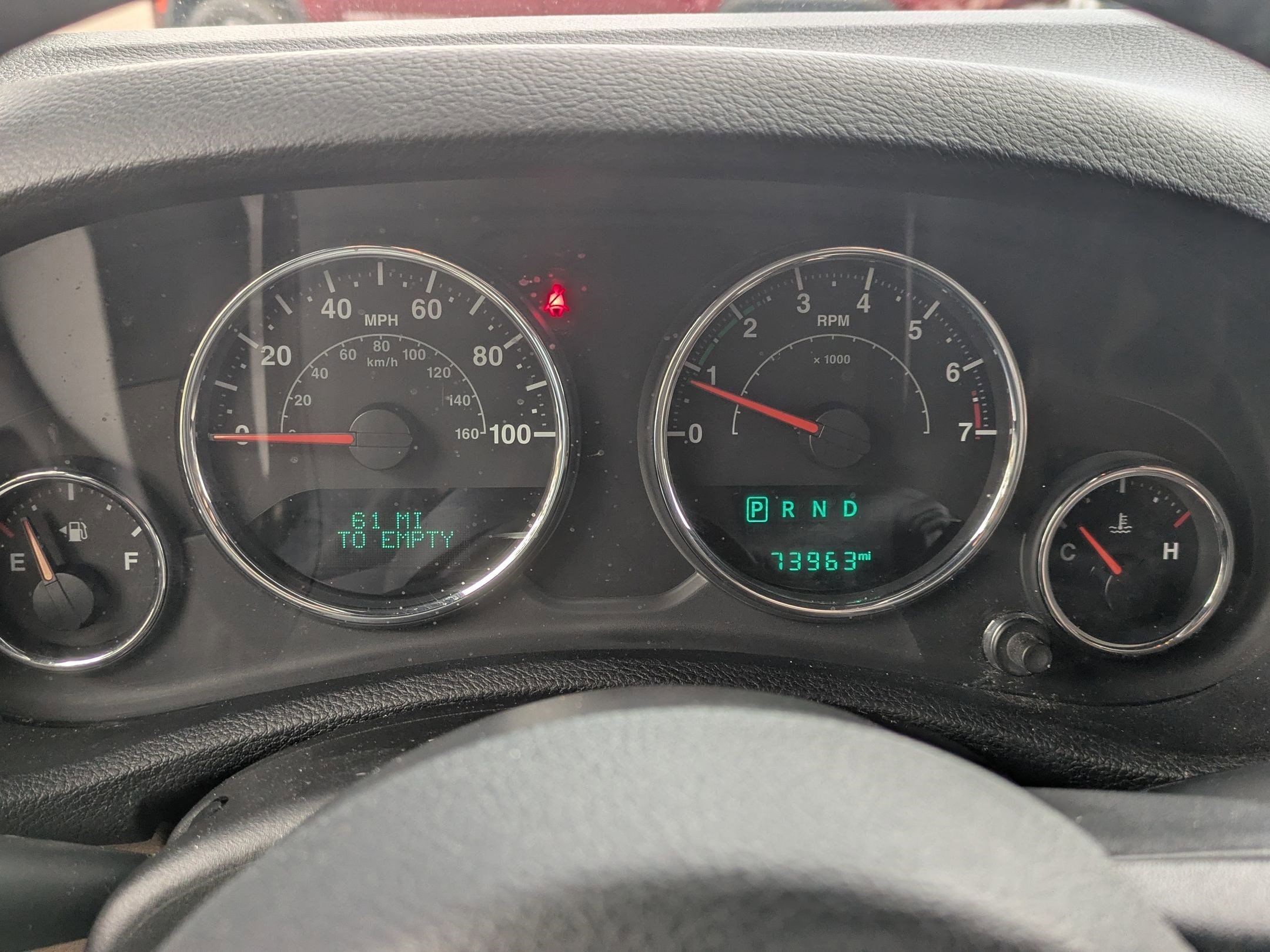 Used 2018 Jeep Wrangler Unlimited Sahara w/ Connectivity Group image 10