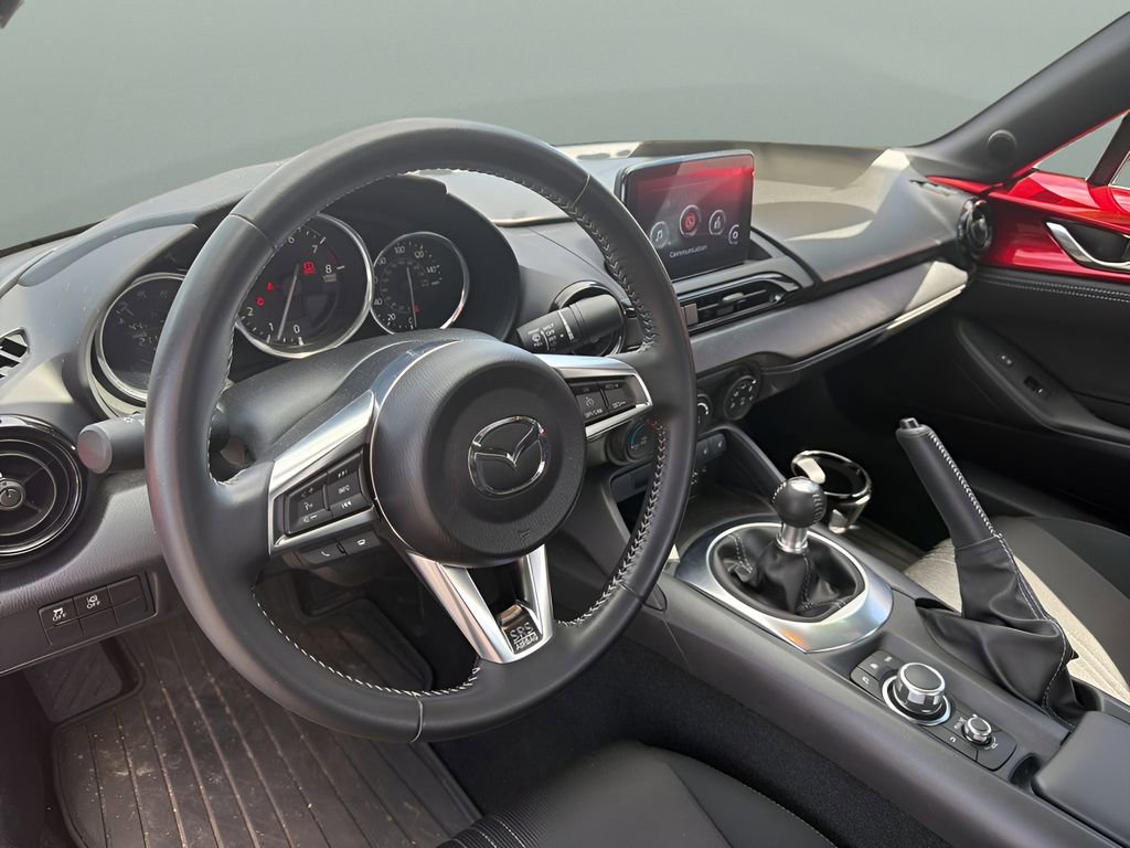 Used 2021 MAZDA MX-5 Miata Club image 13