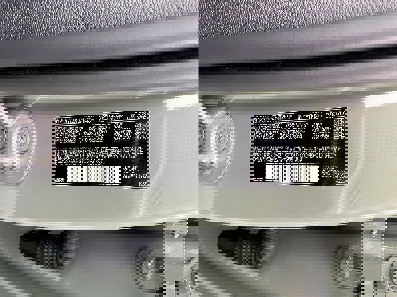 Used 2023 Volvo XC40 Recharge Ultimate image 35