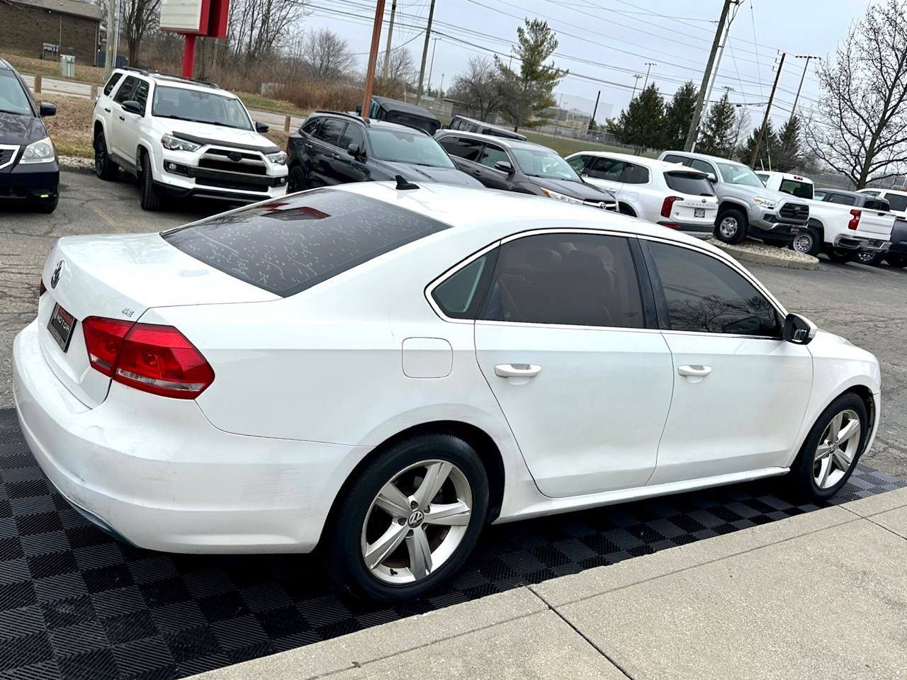 Used 2014 Volkswagen Passat 2.5 SE FWD image 8