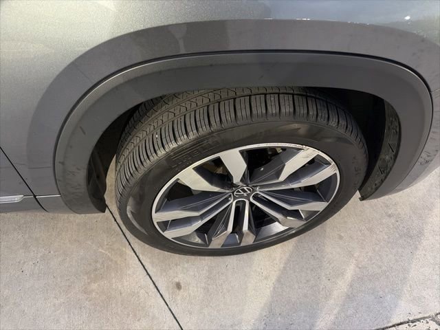 Used 2021 Volkswagen Atlas SEL Premium image 13