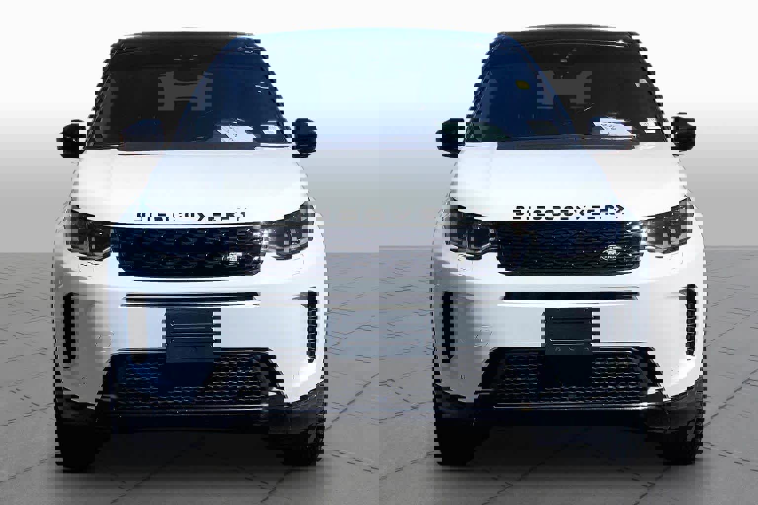 Used 2020 Land Rover Discovery Sport S image 4