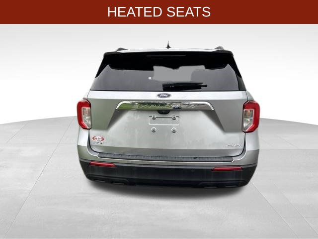 Used 2021 Ford Explorer XLT AWD/4WD image 6