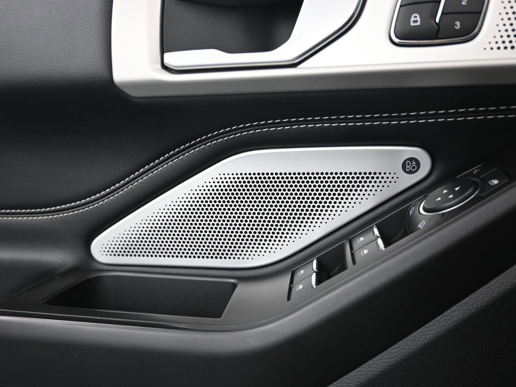 Used 2020 Ford Explorer ST w/ Premium Technology Package image 20